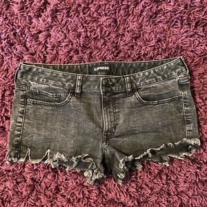 Express Relaxed Low Rise Shortie Size 10